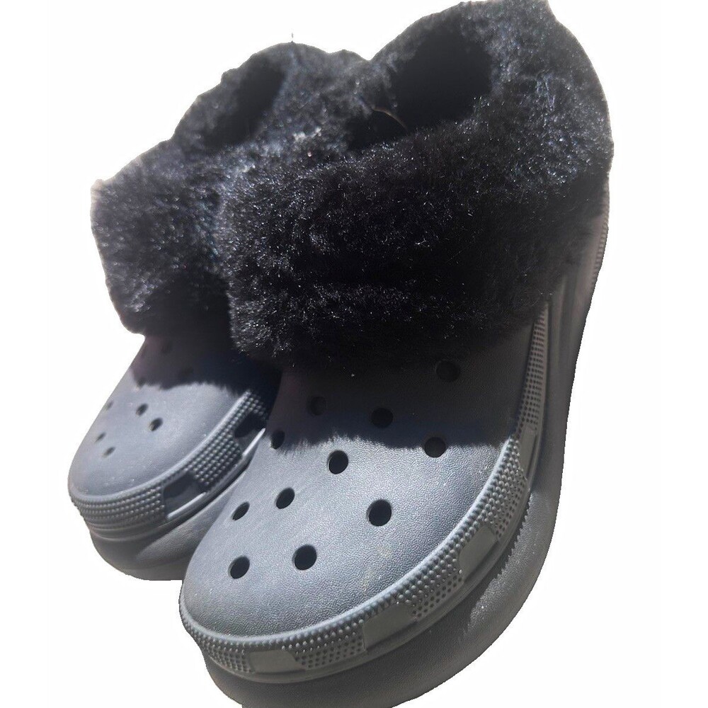 Crocs Classic Cozzzy Slipper Black Faux Fur Lined Clog Women’s 10 Men’s 8